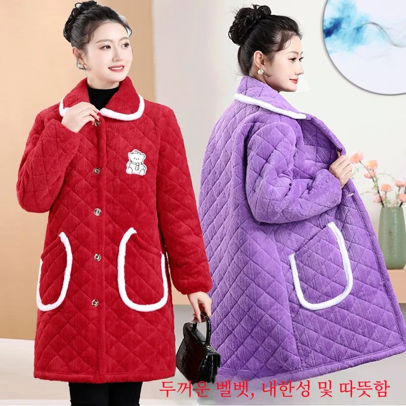 Утепленная женская куртка на флисовой подкладке с хлопковой подкладкой.