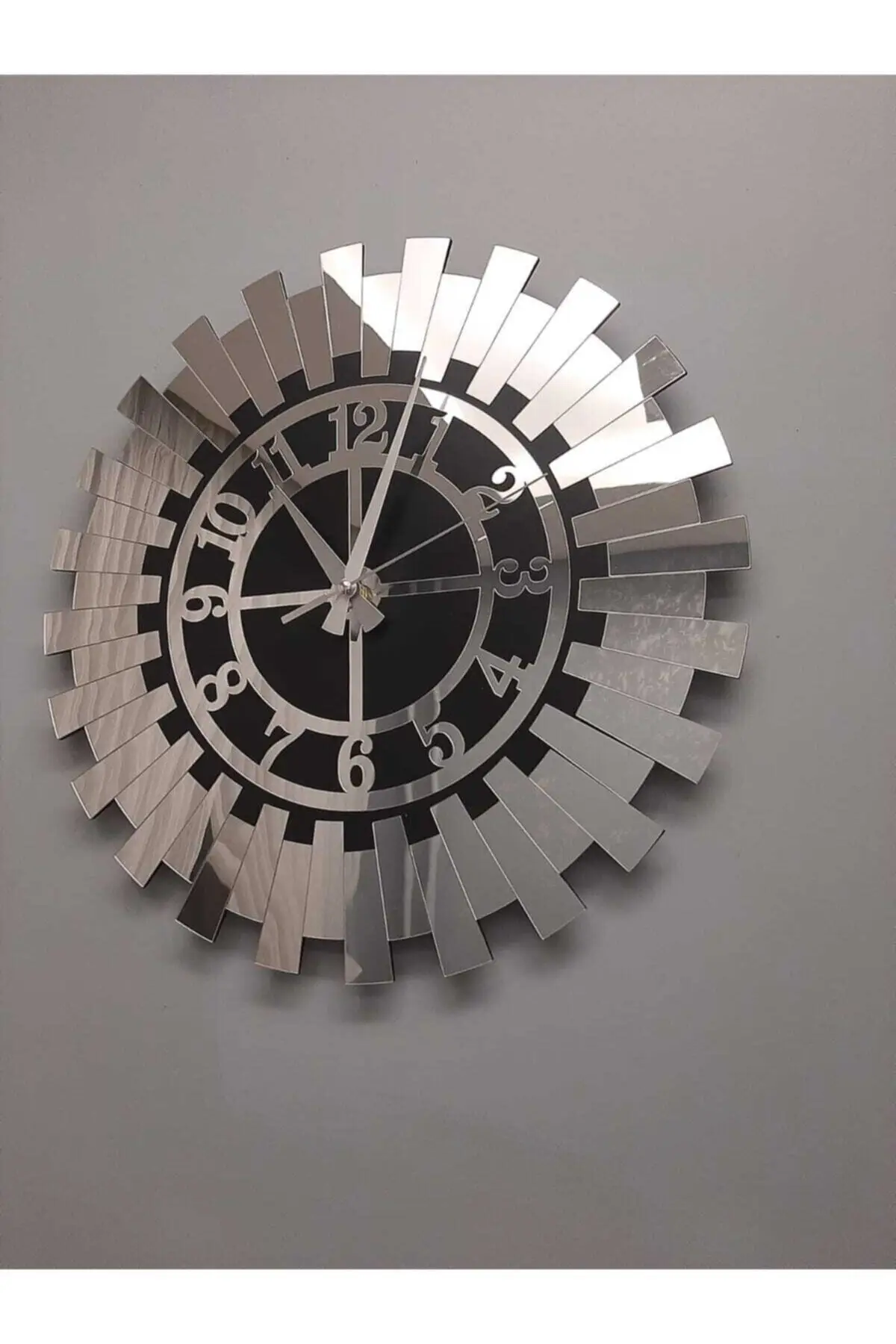 

Modern Silver sun Wall Clock Decorative Turkish Numeral Mdf Mirrored Plexi 40x40 Cm