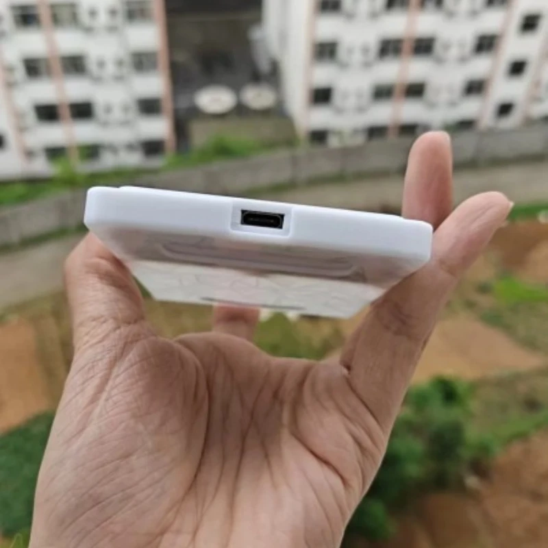 Фото Bluetooth-клавиатура Black&Berrybd Q10 + чехол для телефона Huawei Purax с разъемом Type-C, портативный чехол-клавиатура для геймеров. №4