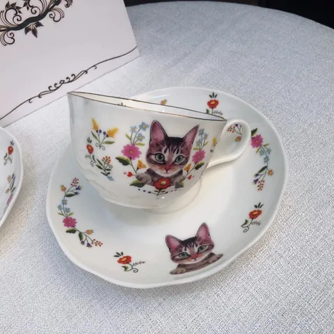 Кофейная чашка в виде британского кота с блюдцем, зеркальные кофейные кружки, Высококачественная кружка для завтрака, посуда, кофейные блюда, чашка для воды