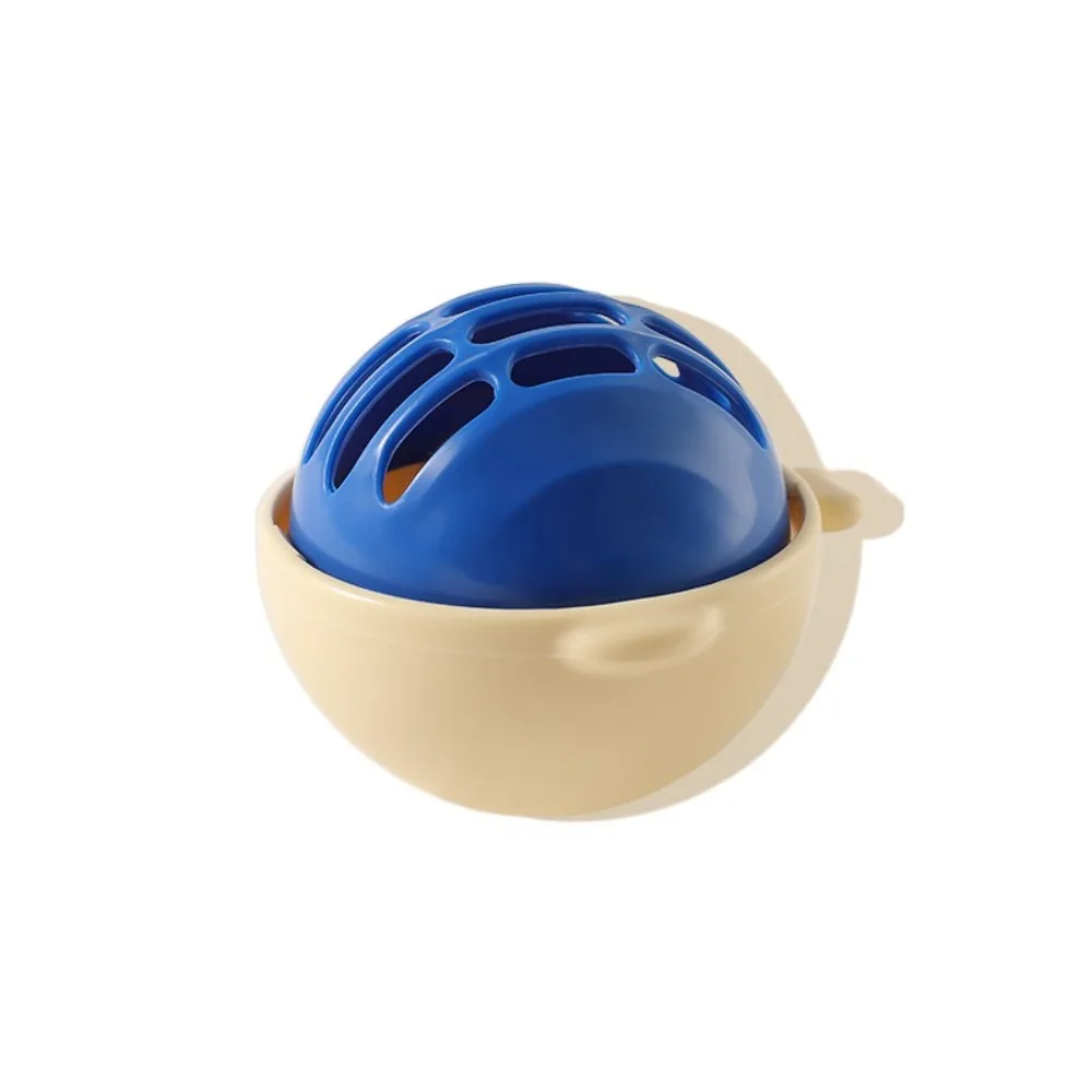 Многоразовый шарик для стирки красный