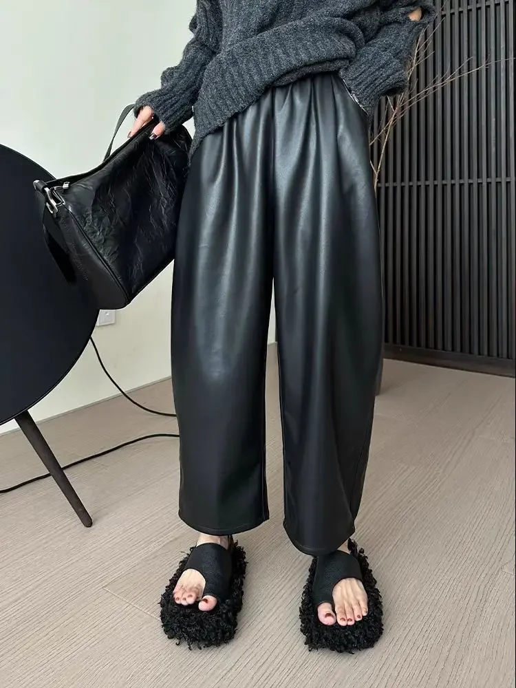 Брюки из искусственной кожи с высокой талией