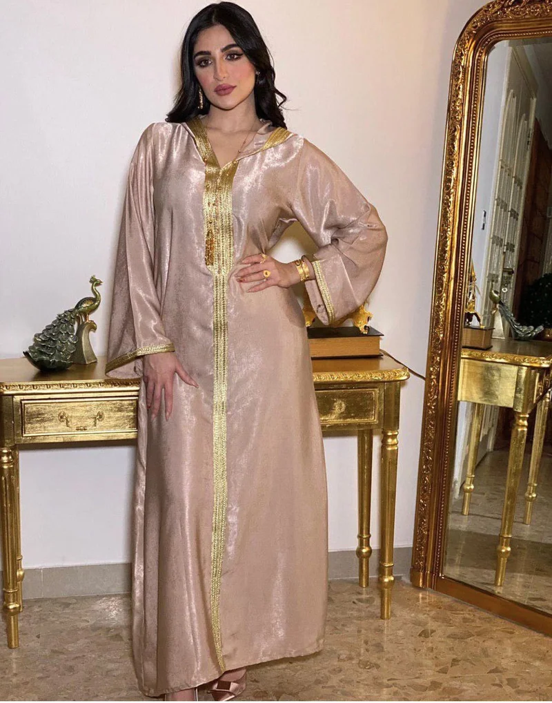 Dubai Hooded Lace Suede Robe Dress Women Abaya Ramadan Clothing Muslim Caftan Marocain Islam Robe Qatar Oman Turkey Robe Dresses