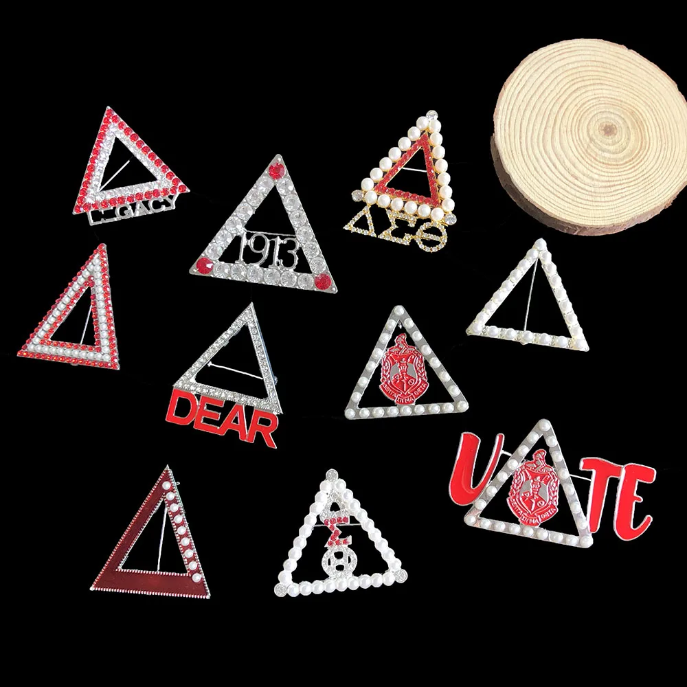 Женская Брошь в виде треугольника с жемчугом | Украшения и аксессуары