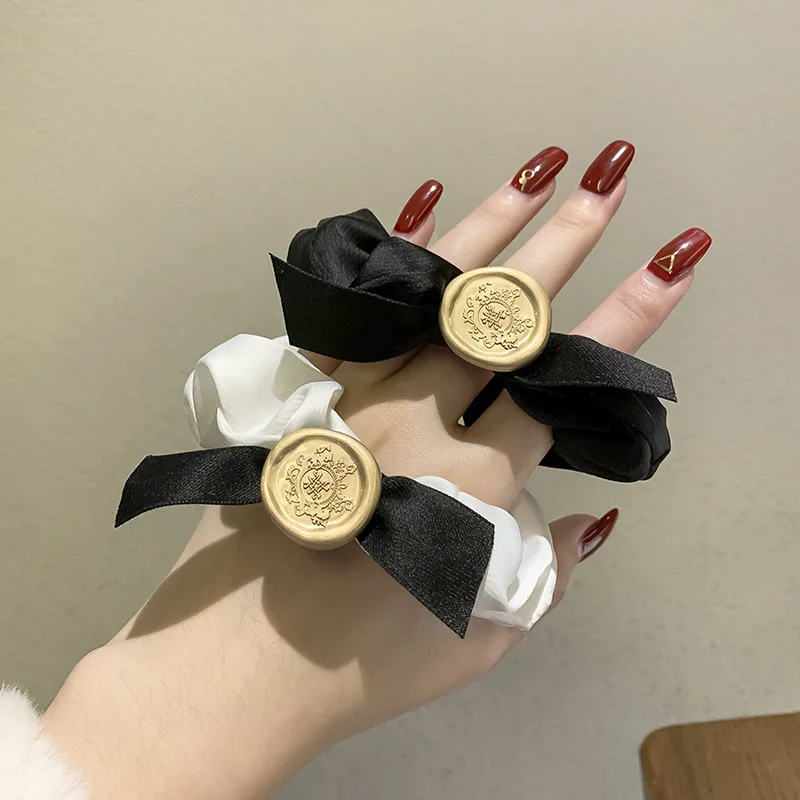 

High-Grade High Ponytail Rubber Band For Women Simple Hair Ring Large Intestine Hair Band Female Headwear Elastic Bow Hair Bands