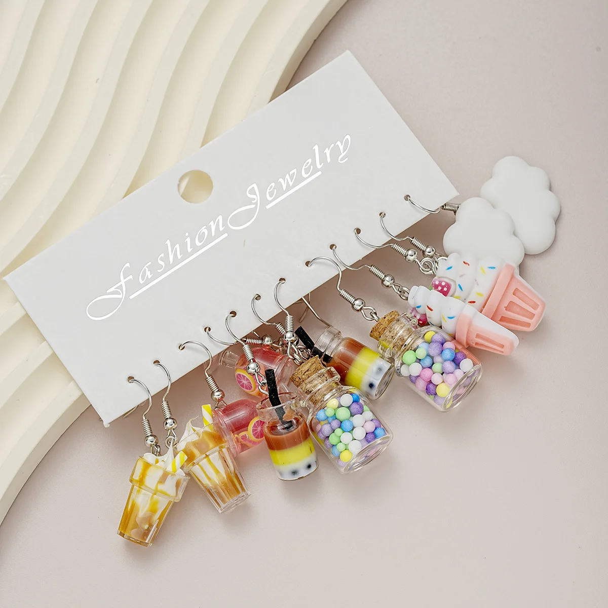 Висячие серьги с героями мультфильмов