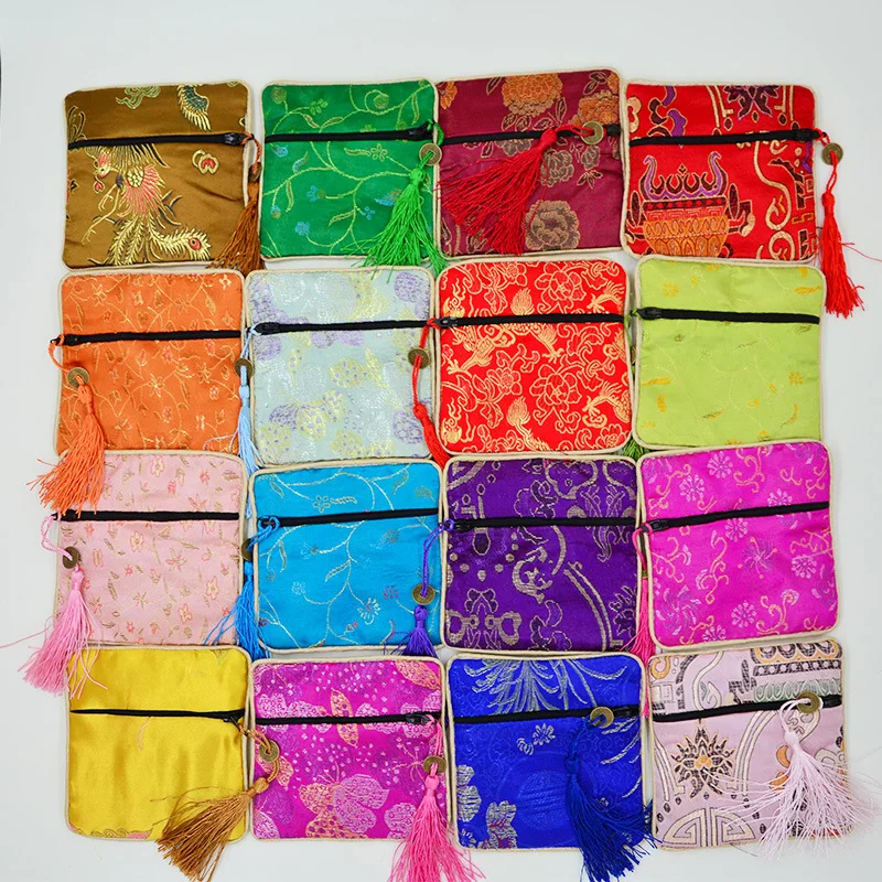 

Wholesale 10pcs/lot Square Embroidery Brocade Silk Coin Bags Purse Jewelry Necklace Bags Wedding Gift