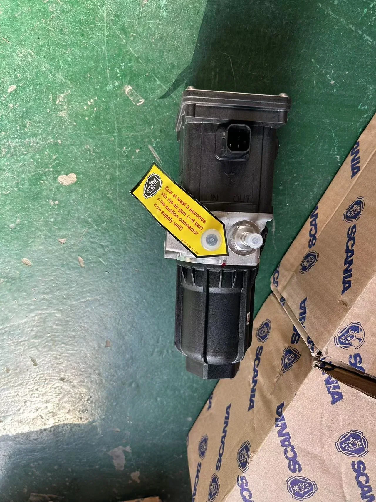 2655852 2549339 2182737 ADBLUE PUMP Запчасти для европейских грузовиков