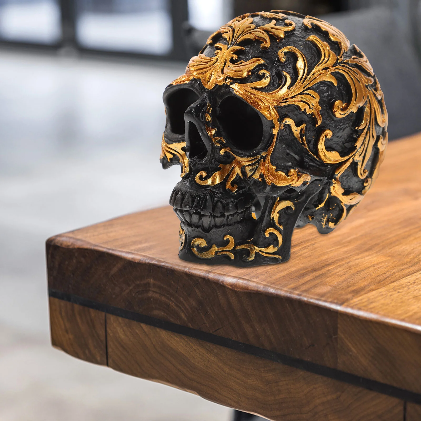 

Resin Craft Black Head Golden Carving Creative Decoration Sculpture Ornament Home Halloween Decoration Decorative skulls