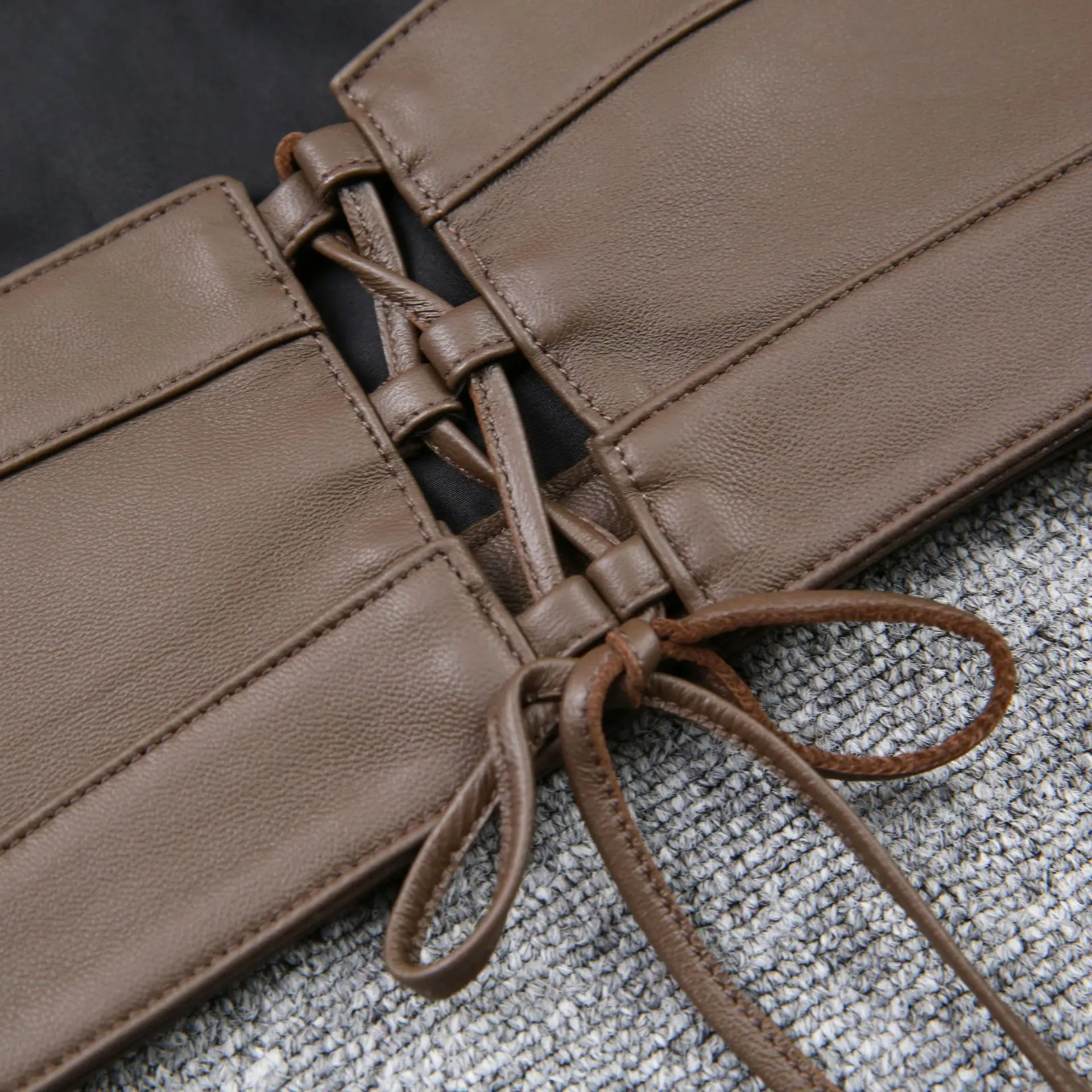 2022 New Fashion Simple Design Strap Tube Top Vest Real Sheepskin Leather Camisole E23