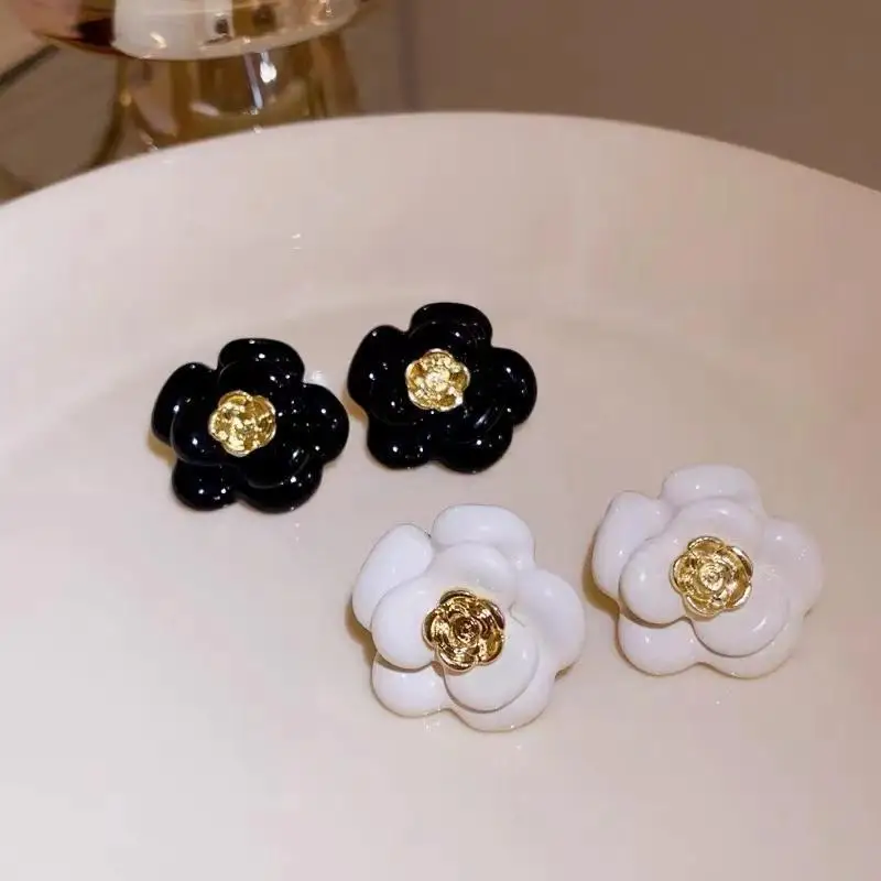 Французские модные эмалированные серьги с цветком камелии для женщин роскошные