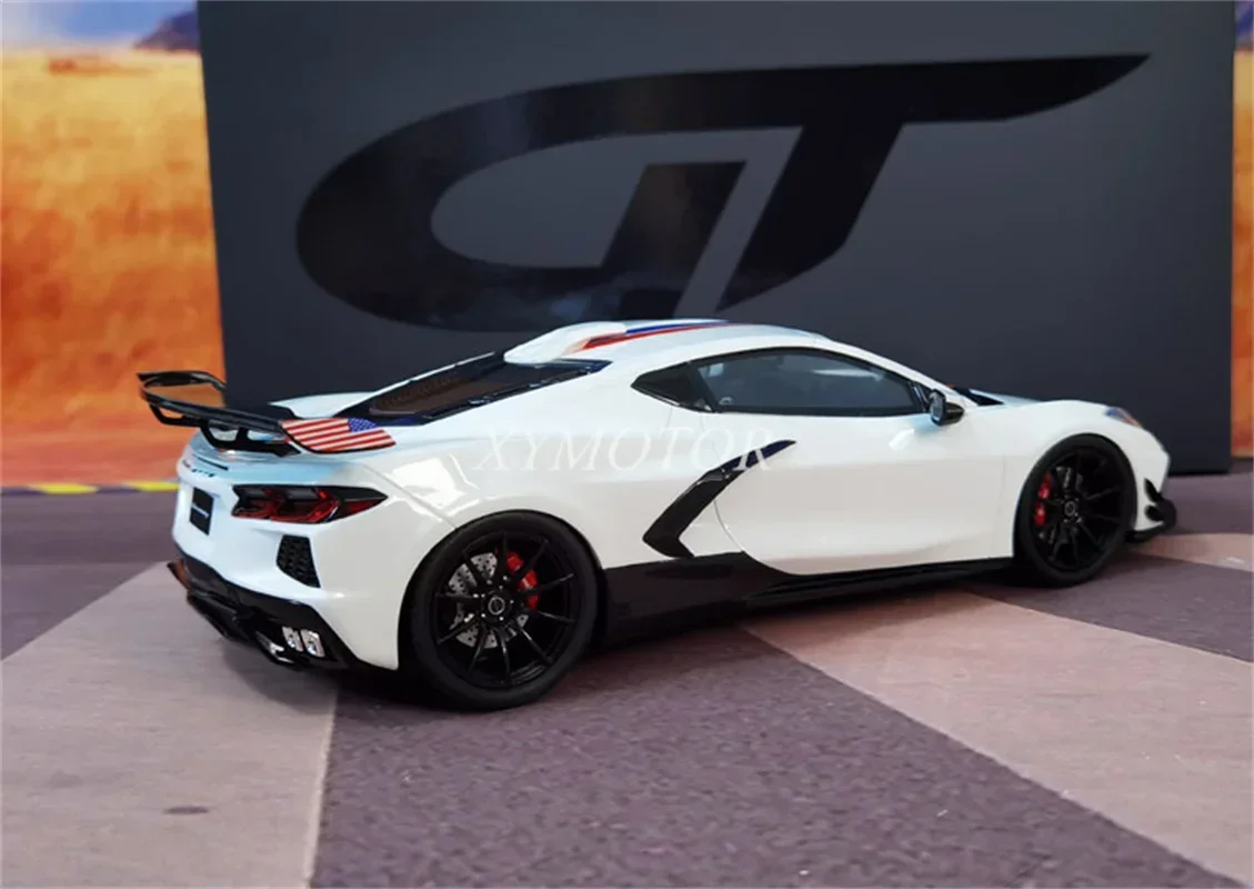 Модель автомобиля GT Spirit 1/18 из смолы для Chevrolet Corvette C8 Hennessey 2021 белая игрушка хобби