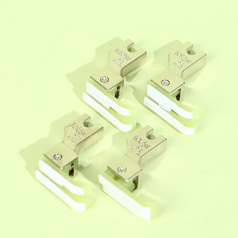 

2pcs Plastics Compensating Presser Foot For Industrial Lockstitch Sewing Machine 1 Needle Plastic Foot