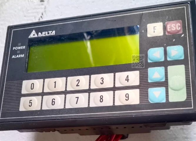 

Многофункциональное устройство TP04P-16TP1R PLC б/у