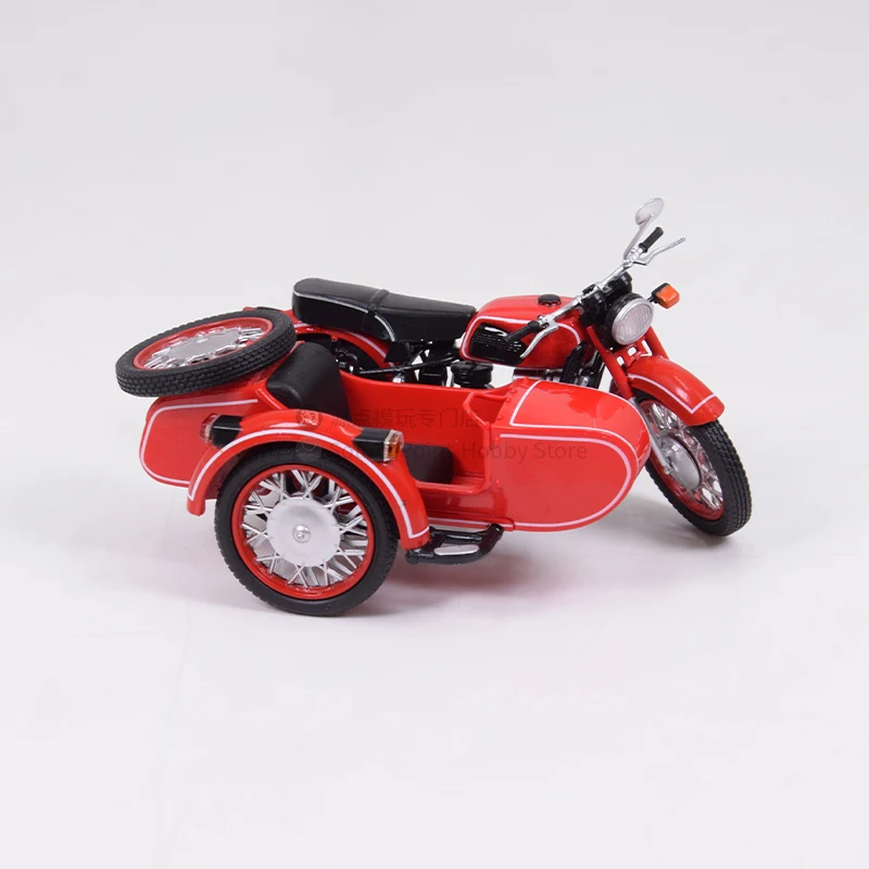 

1:24 retro military locomotive alloy motorcycle ornament die-casting alloy model racing bicycle metal toy collection souvenir