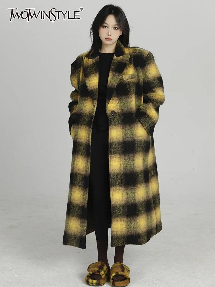 

TWOTWINSTYLE Hit Color Plaid Coats For Women Notched Colar Long Sleeve Straight Loose Coat Female Clothing Autumn 2022 Fashion