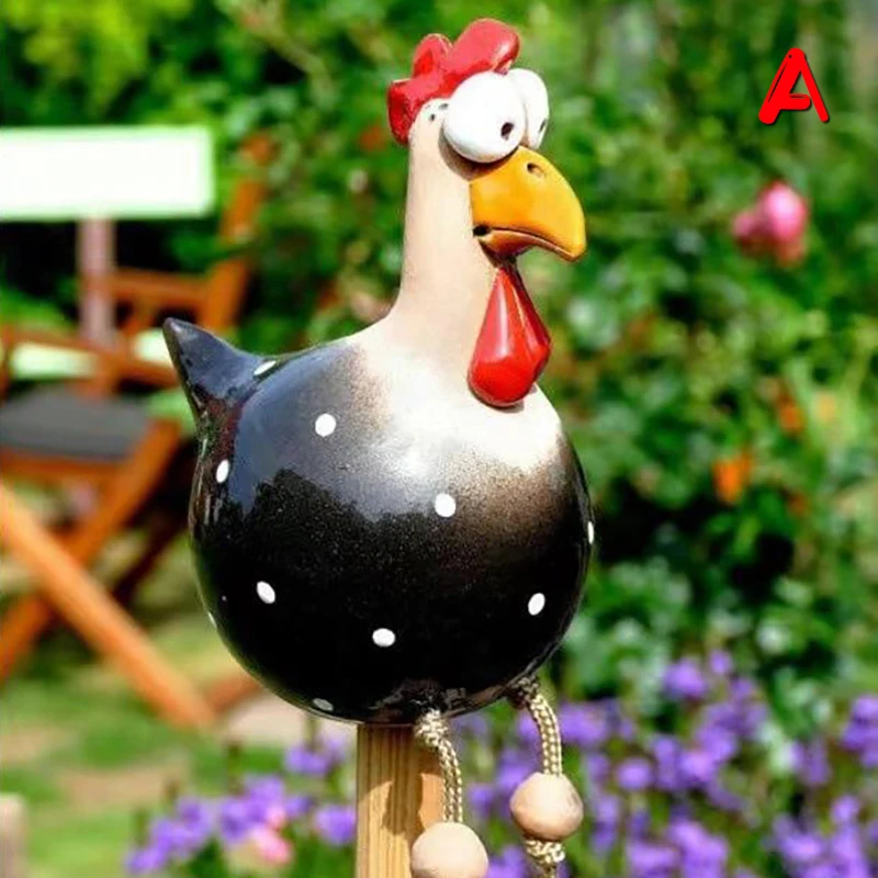 

Статуя курицы из дымчатой смолы