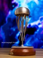 Фантастическая "живая" медуза, очень эффектная безделушка на стол#2