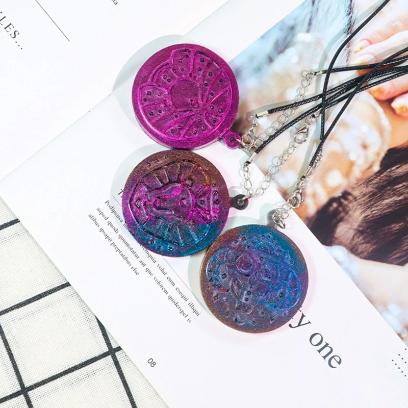 Рисунок 5 - Силиконовая мини-форма с 12 созвездиями