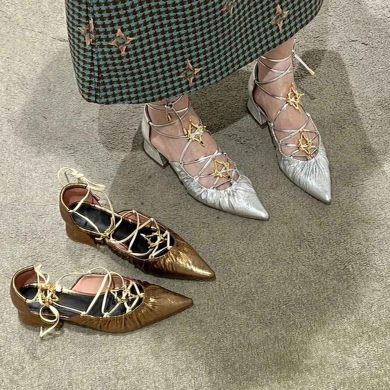 

Star Embellishments Thick Heels Vintage Mary Jane Pointed Toe Cross Strap Silver Pumps Shallow Women Shoes Zapato de Tacón