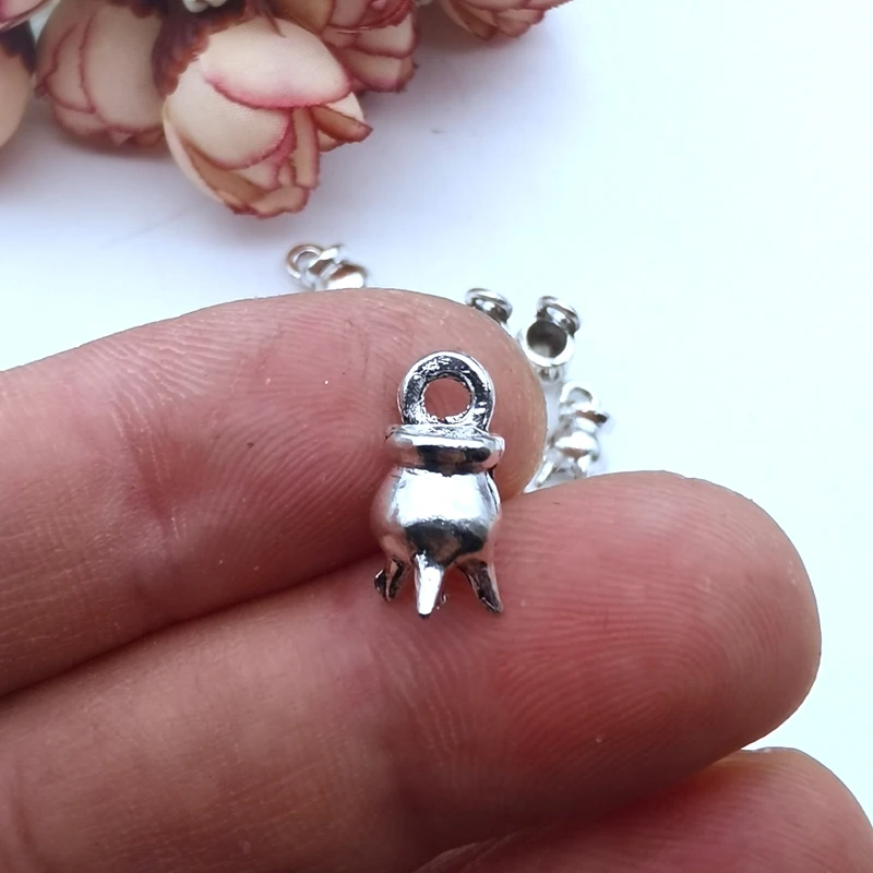 10 штук 3 цвета Хэллоуин Котелок ведьмы Горшок для приготовления пищи Кадильница Обаятельные металлические подвески для изготовления ювелирных изделий 9x12 мм на.