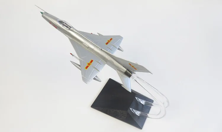 

1:72 ABS Static Simulation Fighter Military Aircraft model China F-7E Fighter Airlines Assembled airplane model Plane DIY