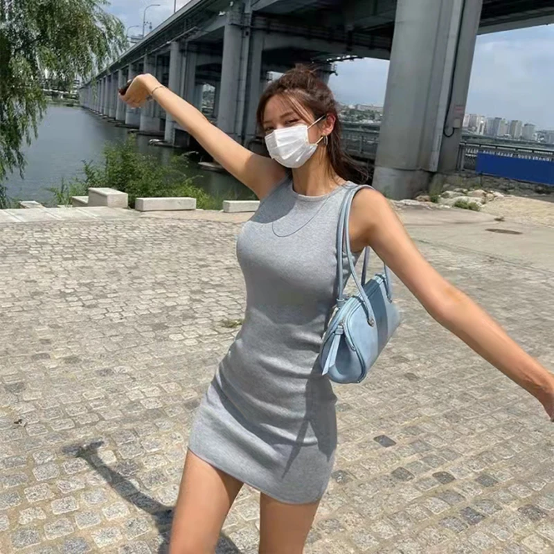 

Трикотажные мини-платья без рукавов, корейская мода, тонкое Сексуальное Женское Платье с круглым вырезом, яркое тонкое короткое платье для ...