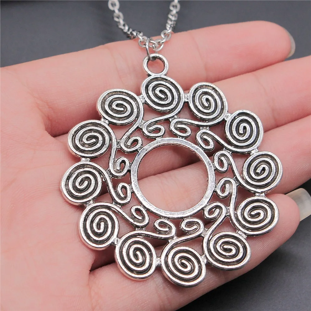 

Vintage Antique Silver Plated 61x54mm Mandala Pattern Pendant Necklace For Women Men Long Chain Trendy Jewelry Accessories