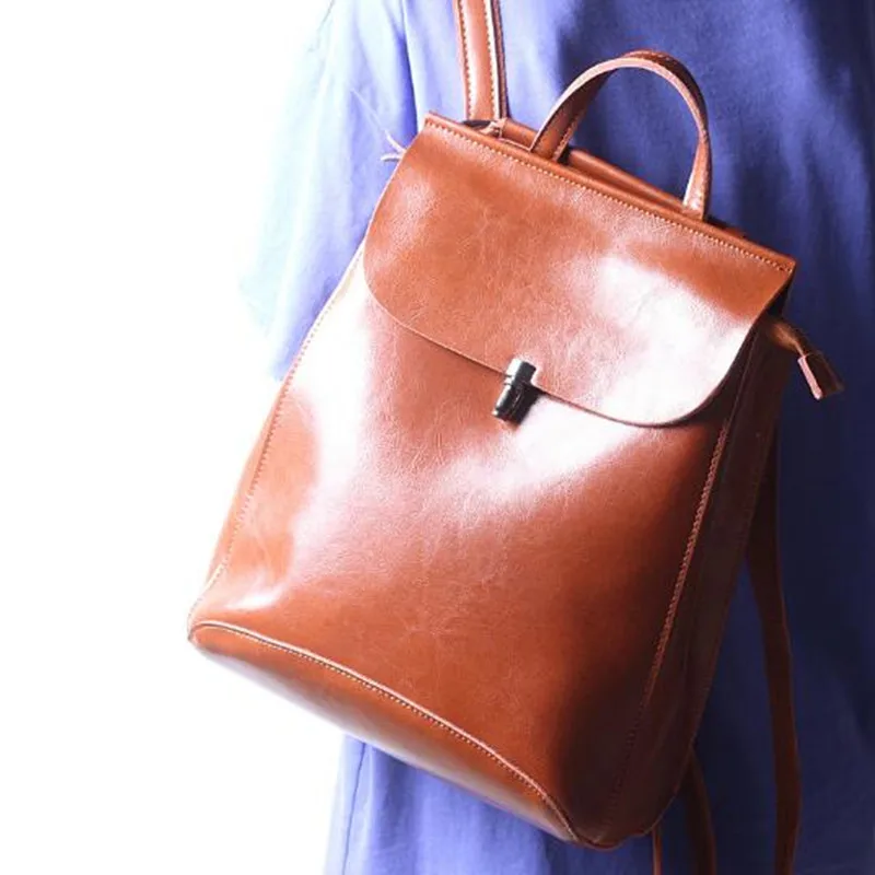 100% Genuine Leather Backpack Fashion Oil Wax Leather Backpack Women's Large Capacity Leather Flip Backpack School Bag
