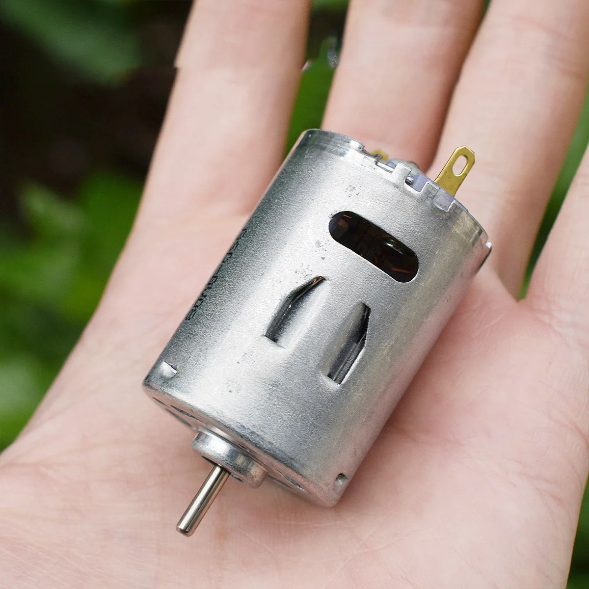Фото Мини-мотор 385 DC 7.4V 11.1V 12V 37000 об/мин, высокоскоростной, с передним шарикоподшипником, угольными щетками, электродвигатель для фена, DIY-игрушек, вентиляторов №3