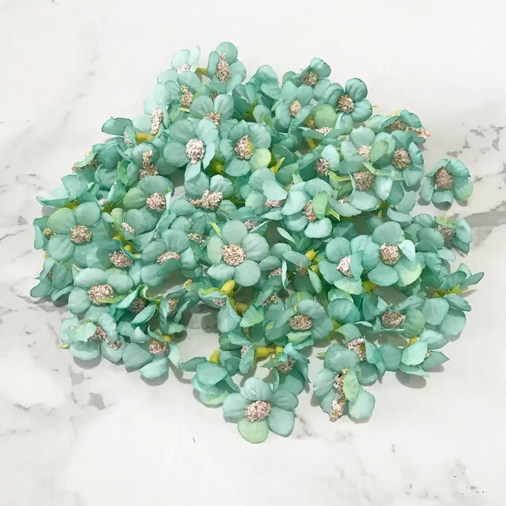 

Искусственные цветы ромашки шелковые 50 шт