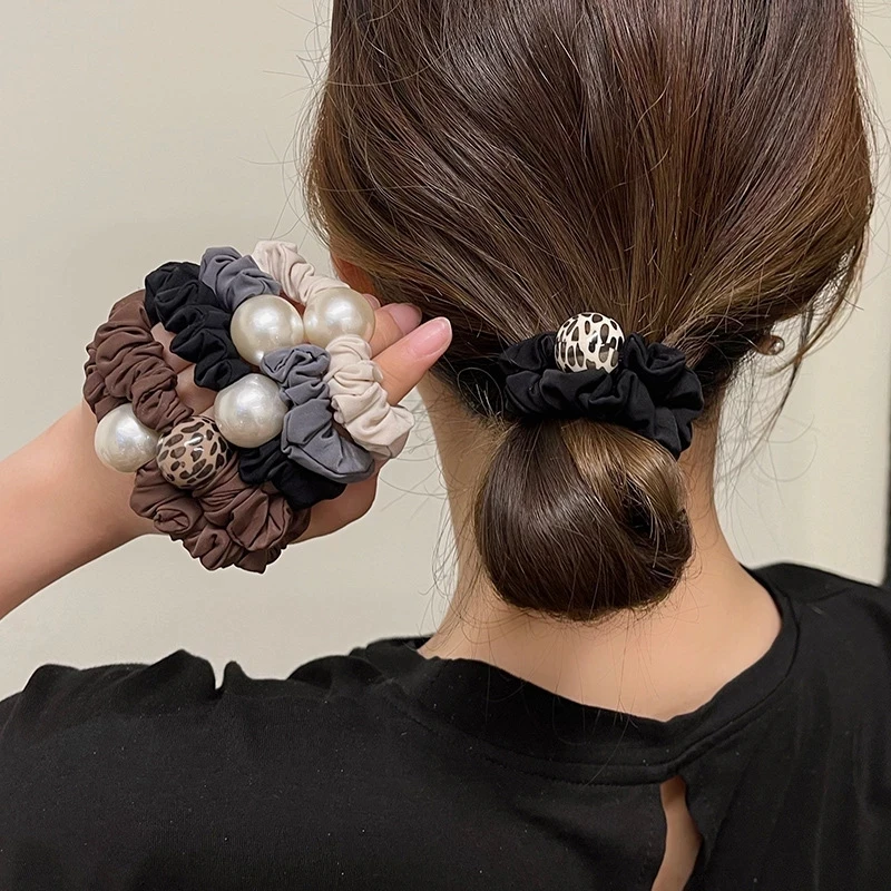 

Elegant Artificial Pearls Hair Ties Summer Highly Elastic Non-Slip ponytail holder Leopard Print Hair Ropes For Women Thick Hair