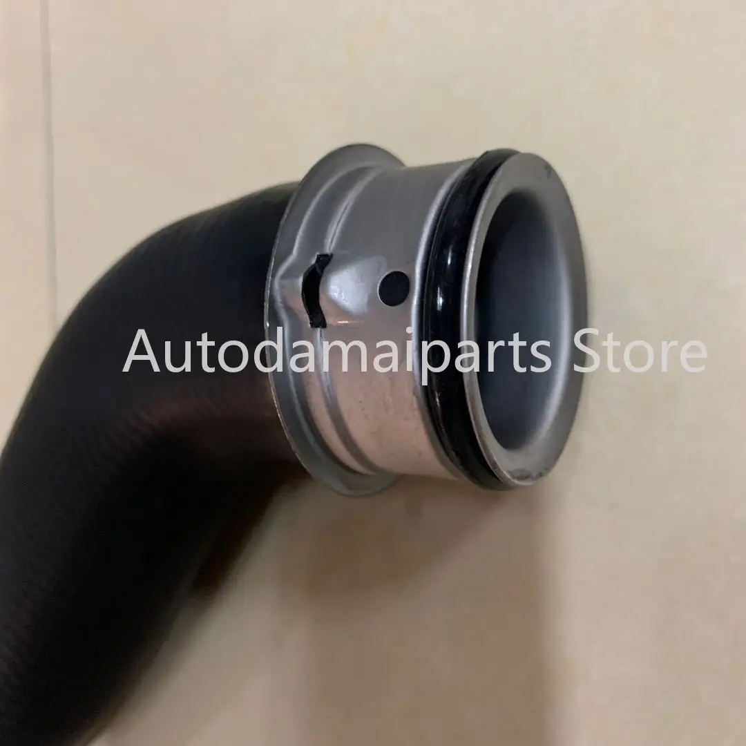 

Подходит для Benz E-Class W212 шланг радиатора 2045011582