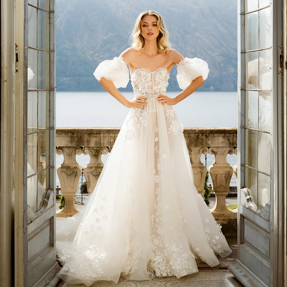 

Beach Wedding Dresses for Bride Sweetheart Neck Puff Sleeves Bridal Gowns A-Line Appliques Sweep Train Tulle Vestidos De Novia