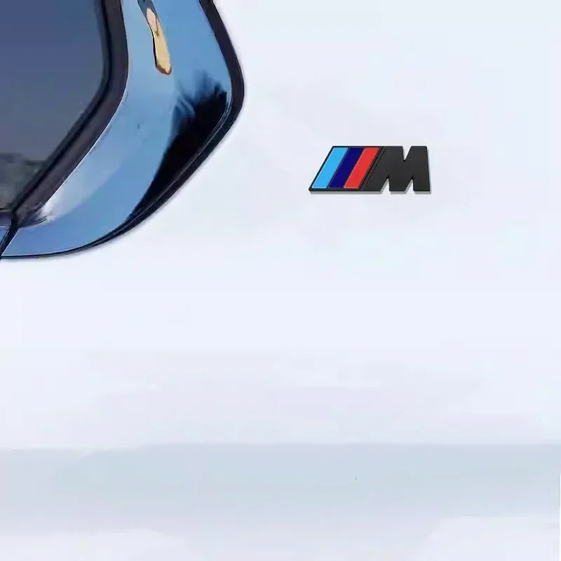 2 шт. наклейка с эмблемой на боковое крыло автомобиля для Bmw M M3 M5 E90 E60 F10 F20 F30 E46 G20 X1 X3