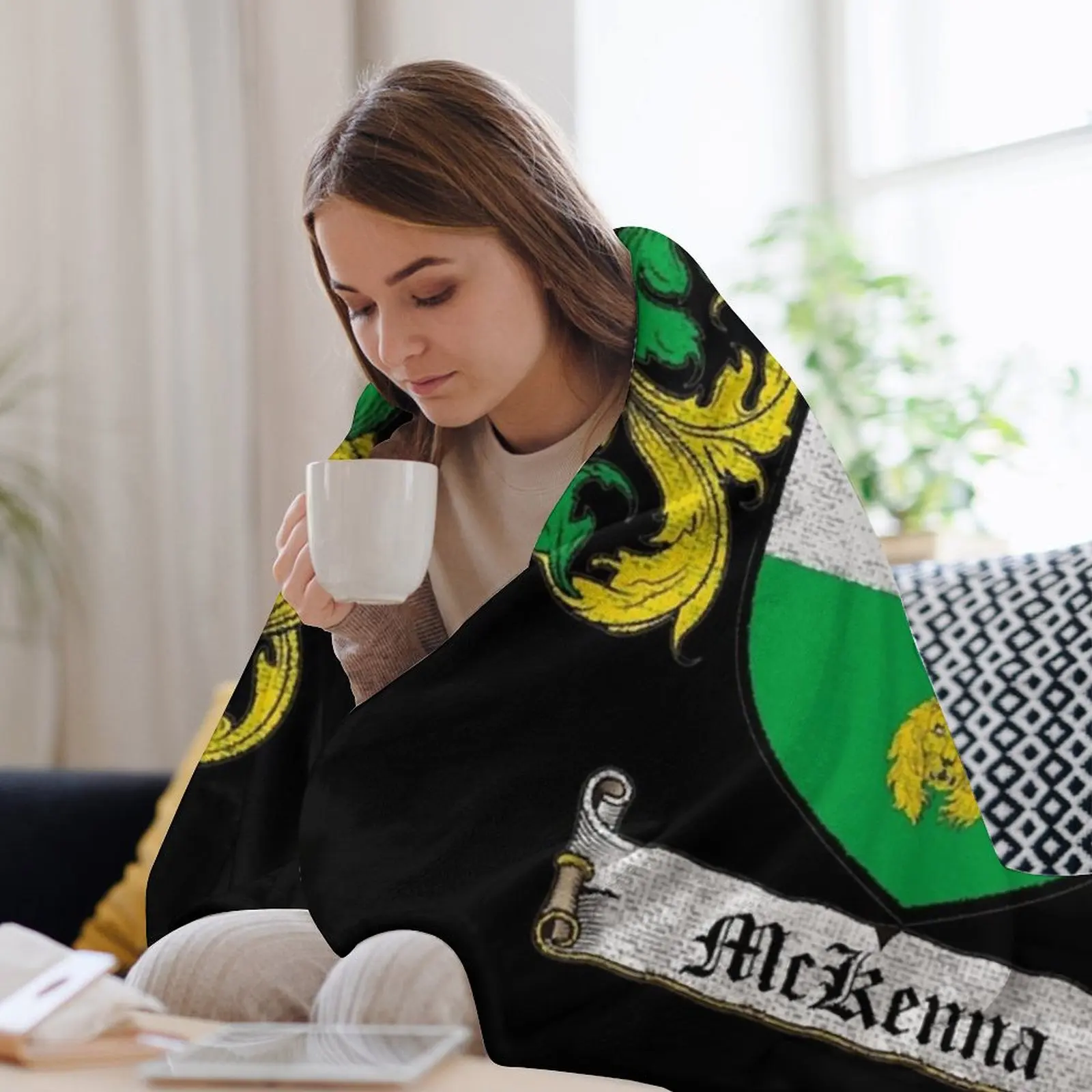 Одеяло McKenna Family Crest Scoop тонкие одеяла люксового бренда