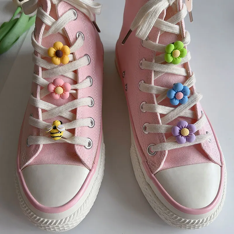 2PCS Cute Candy Color Flowers Bee Charms DIY Shoe Canvas Buckles Decoration Sneakers Bohemia Jewelry Accessories Wholesale Gifts