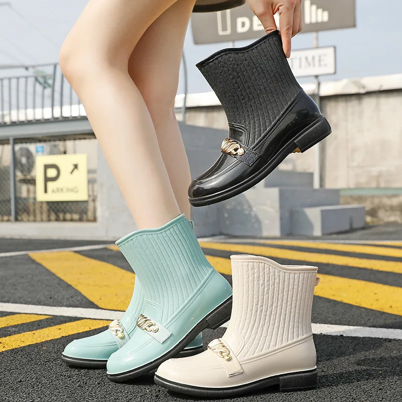 New Women's Rain Boots Thick Bottom Square Root Metal Decoration Fashion Trend Waterproof Non-Slip Cotton Warm Work Rain Boots