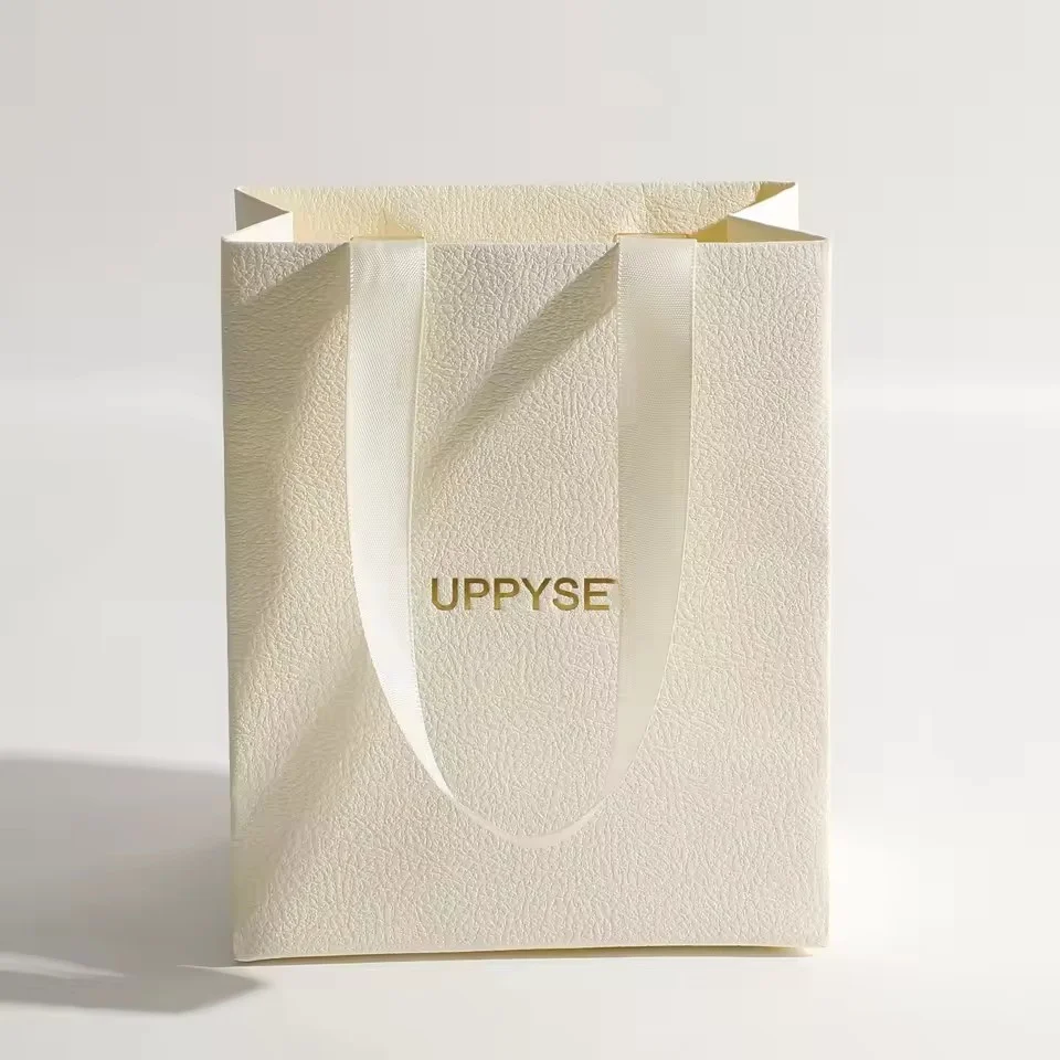 

Персонализированные бумажные пакеты SheepSew