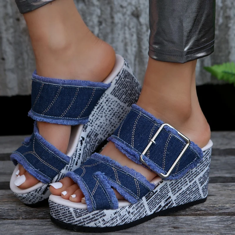 

Women Shoes Casual Fashion Vacation Daily Wear Summer Newspaper Buckled Denim Wedge Slippers Sandals 2023