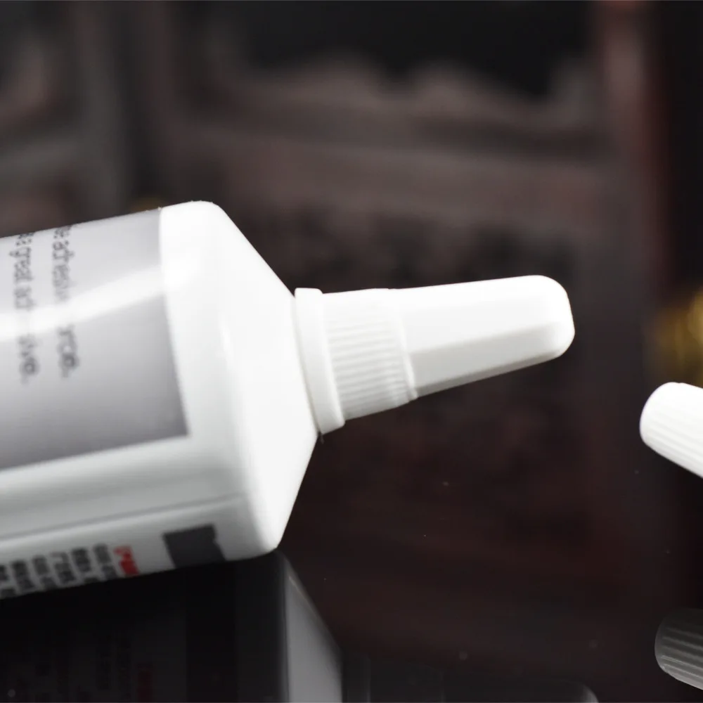 Жидкий клей для ремонта ювелирных изделий 15 мл |