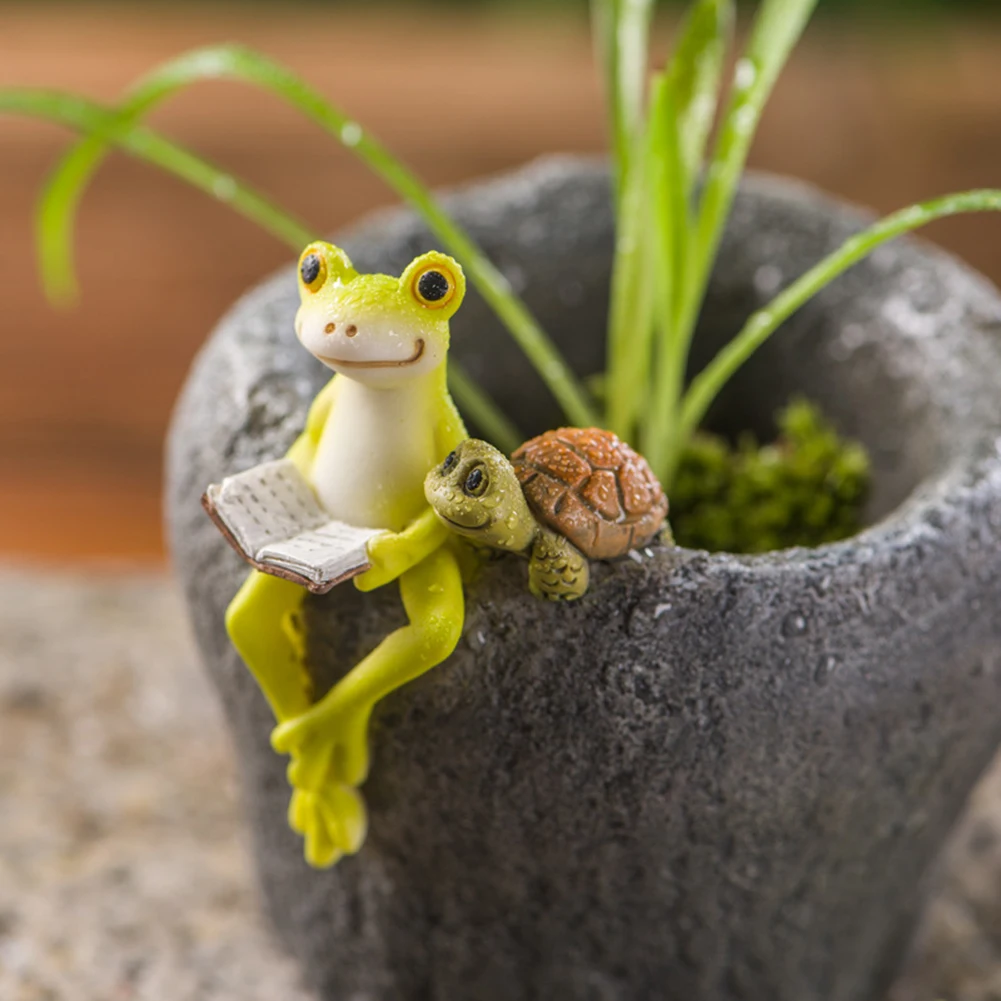 

1 Pcs Miniature Fairy Garden Frog Resin Fish Tank Ornament Swimming Pool Decoration Sleeping Frog Sculptures Swing Home Decor