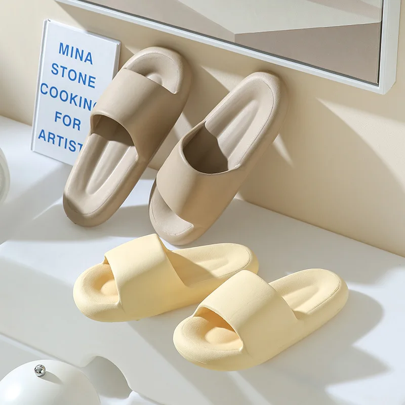 Summer Simple Couple Home Indoor Sandals And Slippers Casual And Versatile Non-slip Bathroom Bathe Comfortable High-end Slippers