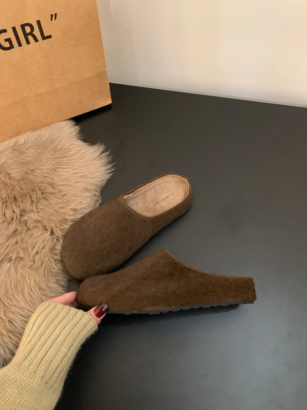 Обувь Резиновые тапочки Женские шлепанцы с закрытым носком Меховые на платформе