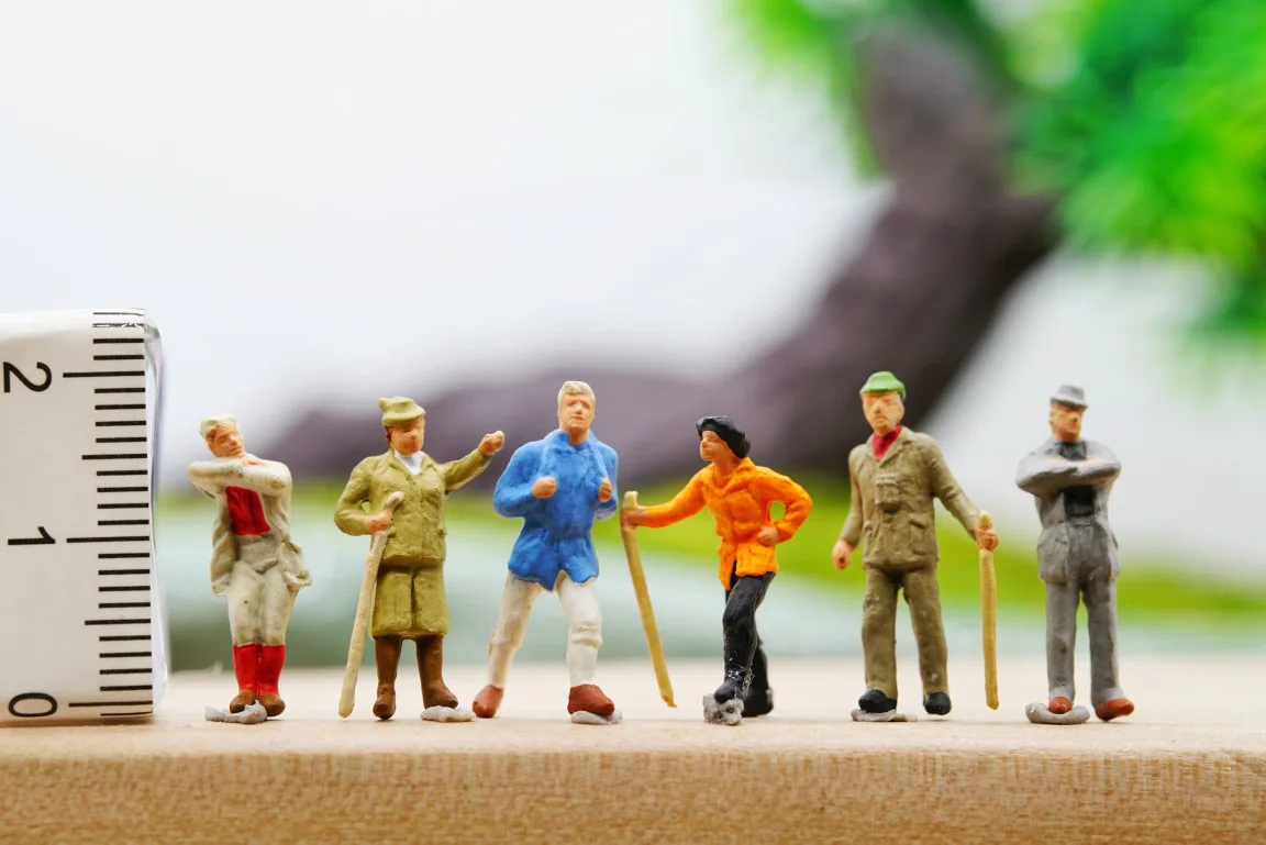 Миниатюрные масштабы 1:87 человеческие фигурки для рюкзаков создания ландшафтных