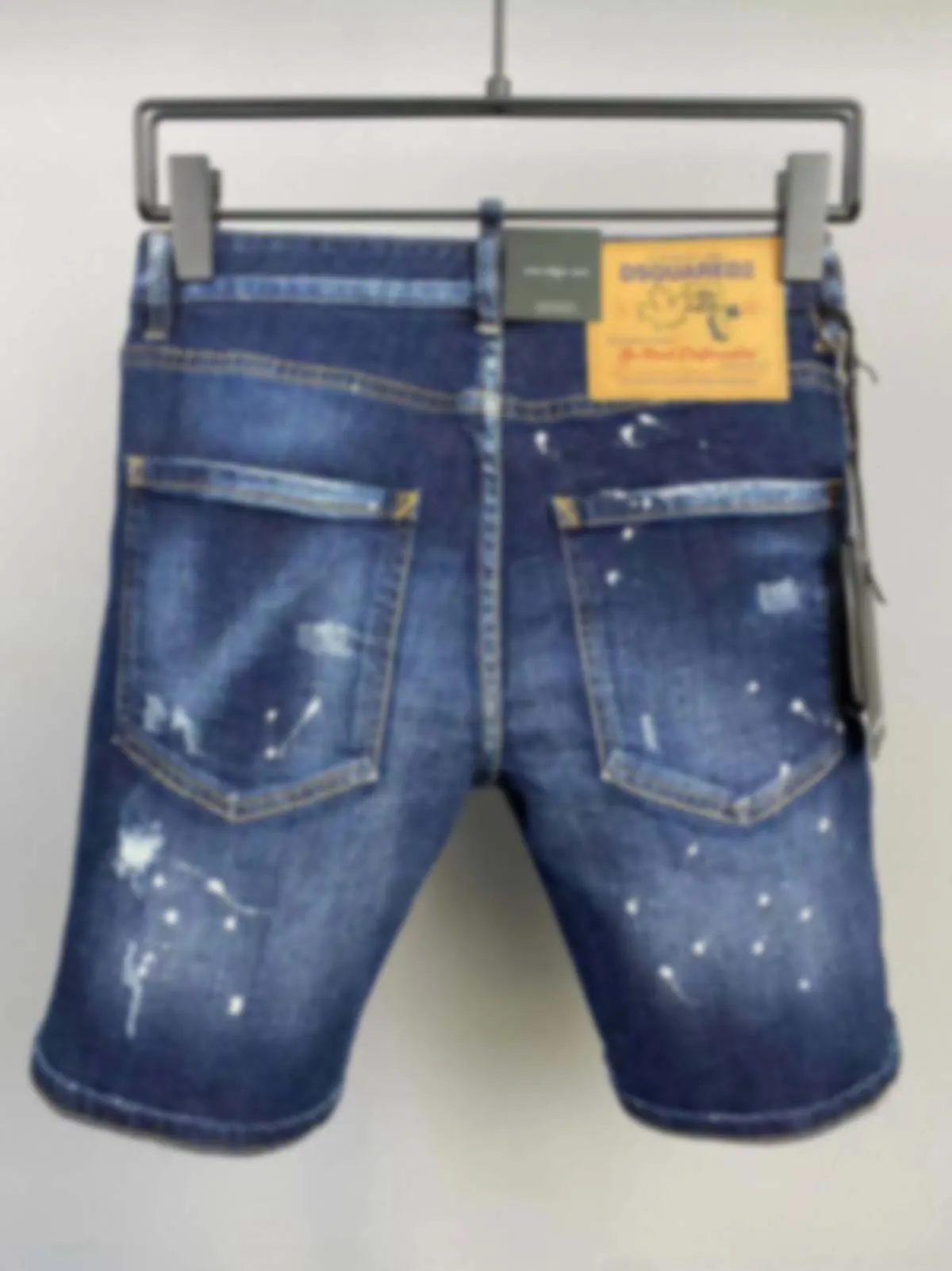 2023 Summer New D2 Jeans Trendy Men's 5/4 Denim Shorts Fashion Slim Fit Elastic Speckled Ink Shorts Men's Trendy Hole