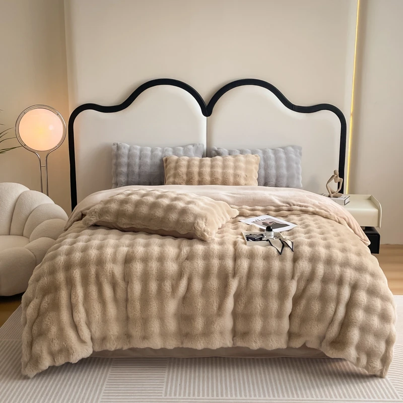 Плюшевое одеяло из искусственного кроличьего меха