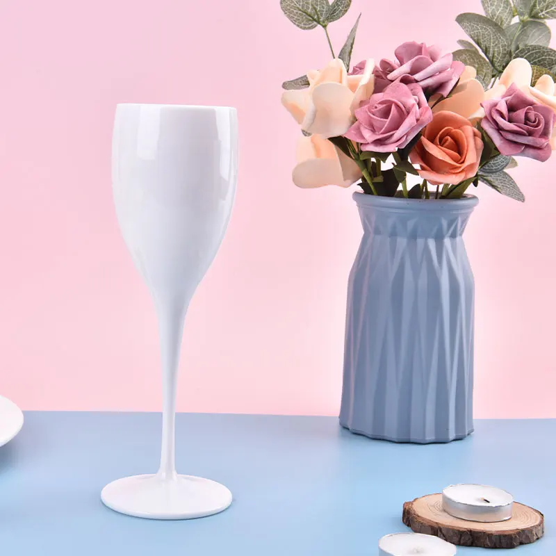 1 шт. прозрачный пластиковый бокал для вина 175 мл