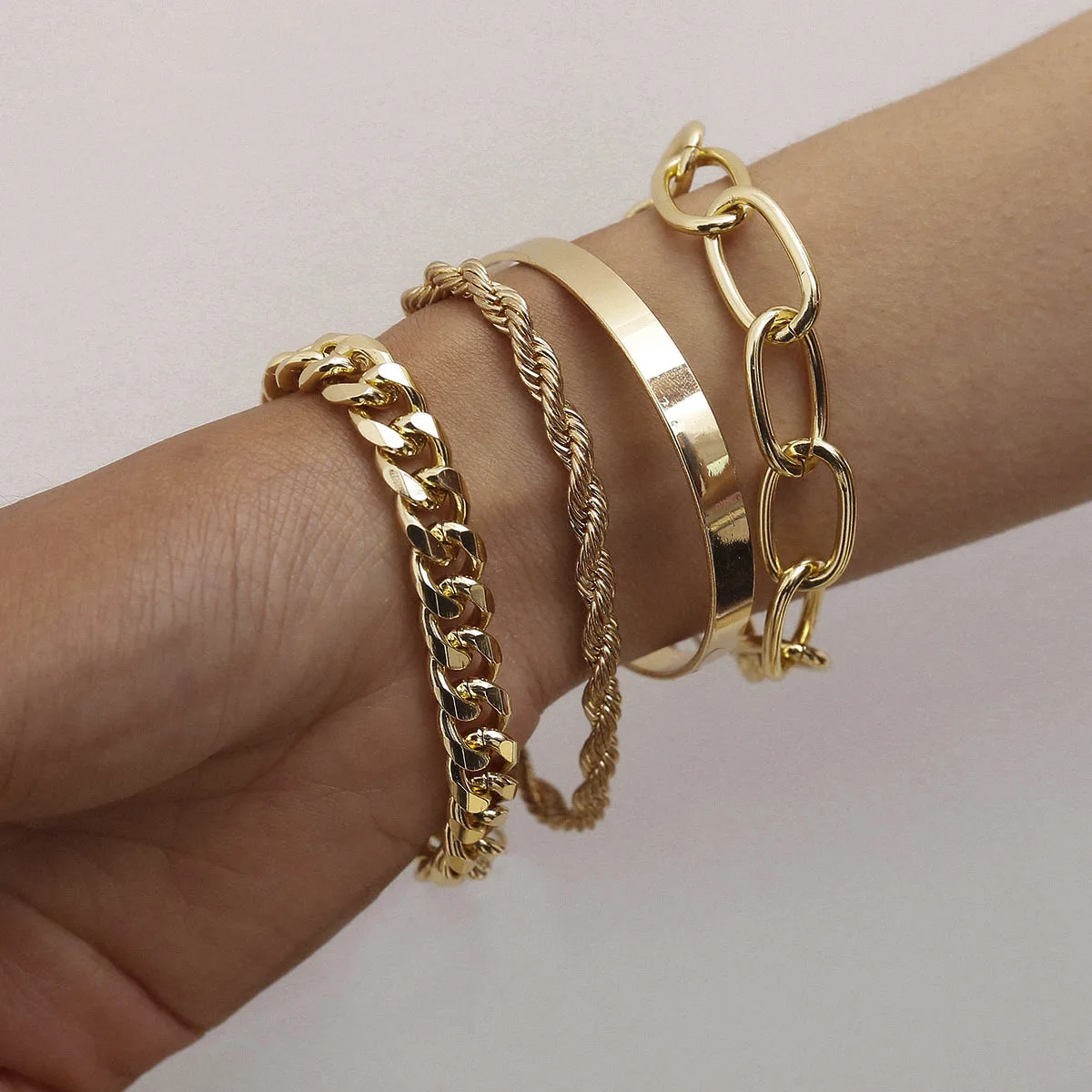 Smooth C-shape mixed with fried dough twist chain bracelet simple thread exaggerated O-shaped chain set Bracelet