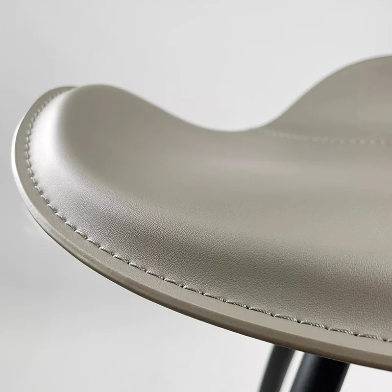 Рисунок 4 - Портативные барные стулья